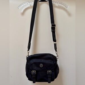 Tory Burch Virginia Messenger bag in black Nylon and Saffiano